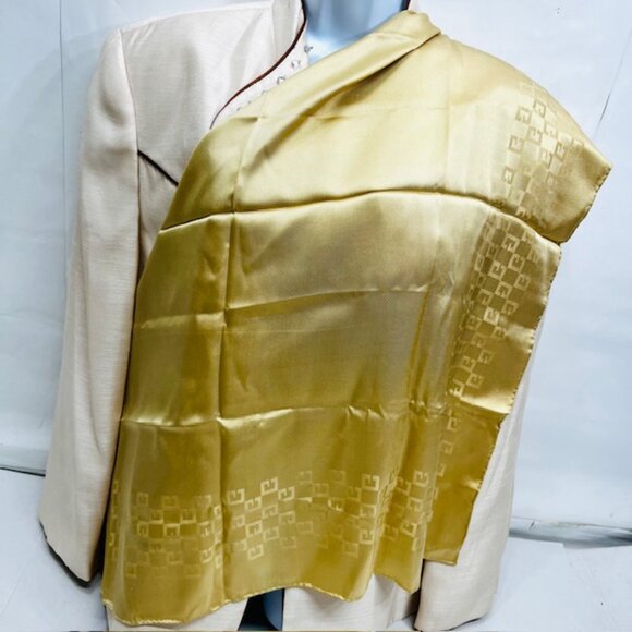 Unused Authentic Givenchy 100% Silk Satin Ivery Gold  Signature Logo 31"x31"(4) - Picture 4 of 8